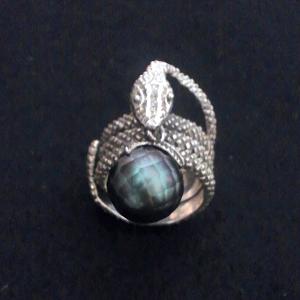 ブラック「華真珠」リング「禁断の果実」(銀) - faceted black pearl Hana-Shinju ring the forbidden fruit(silver)