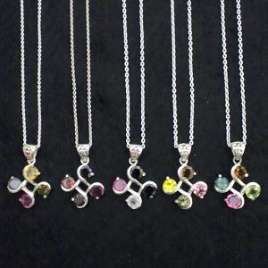 マルチカラートルマリンスウィーリングペンダント(銀) - multicolour tourmaline swirling pendant(silver)