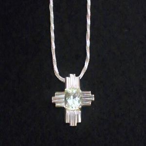 山口理氏 制作 蛍光スカポライトペンダント(銀) - fluorescent scapolite pendant(silver)